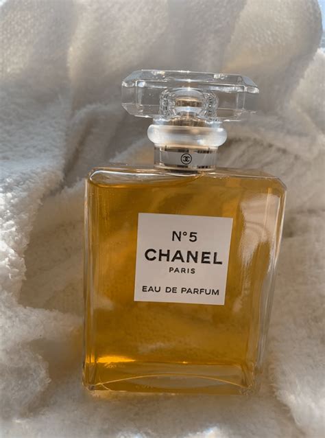 Review of Chanel No. 5 Perfume: Is It Worth the 